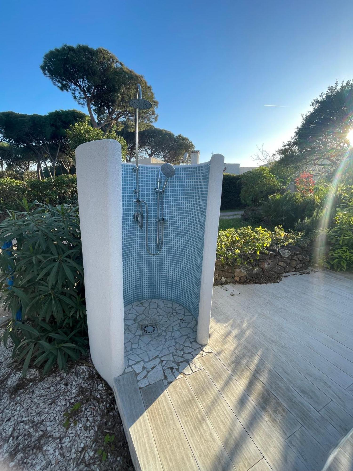 Villa Bambi Budoni Eksteriør bilde